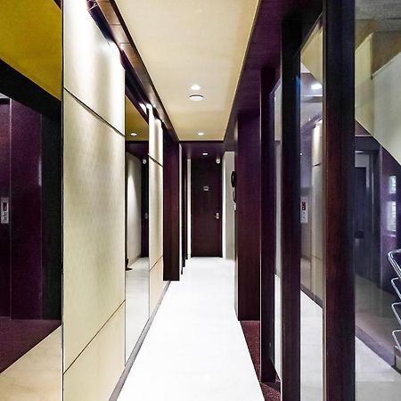 Fabhotel Eros 211 - Nr Sreebhumi Колката Екстериор снимка