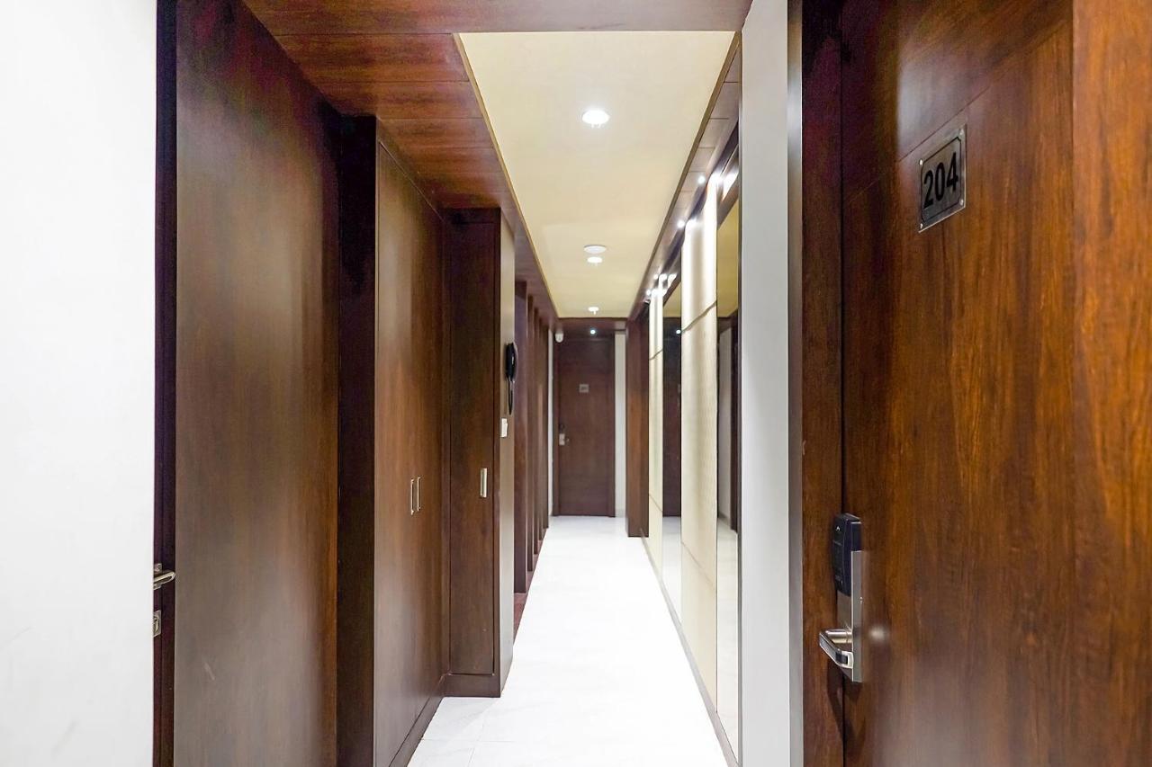 Fabhotel Eros 211 - Nr Sreebhumi Колката Екстериор снимка